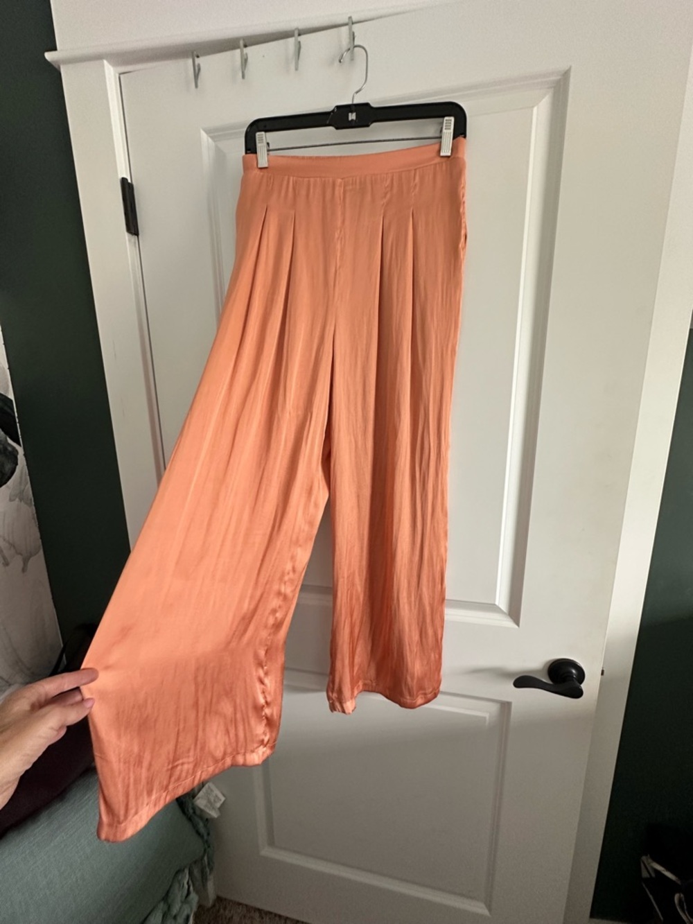 Women's Wide Leg Satin Pants - Peach Sincerely Jules Sz: L  Palazzo  pants.